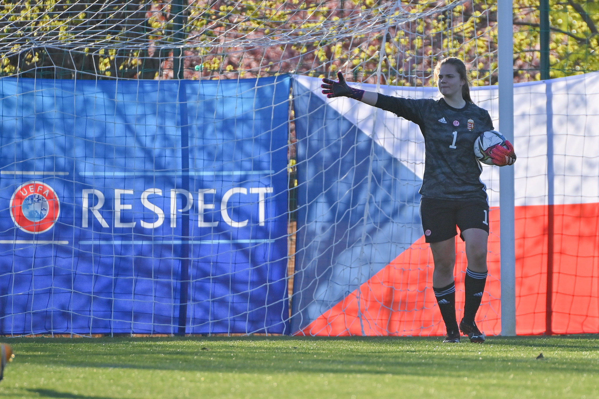 Két játékosunk a női válogatottban