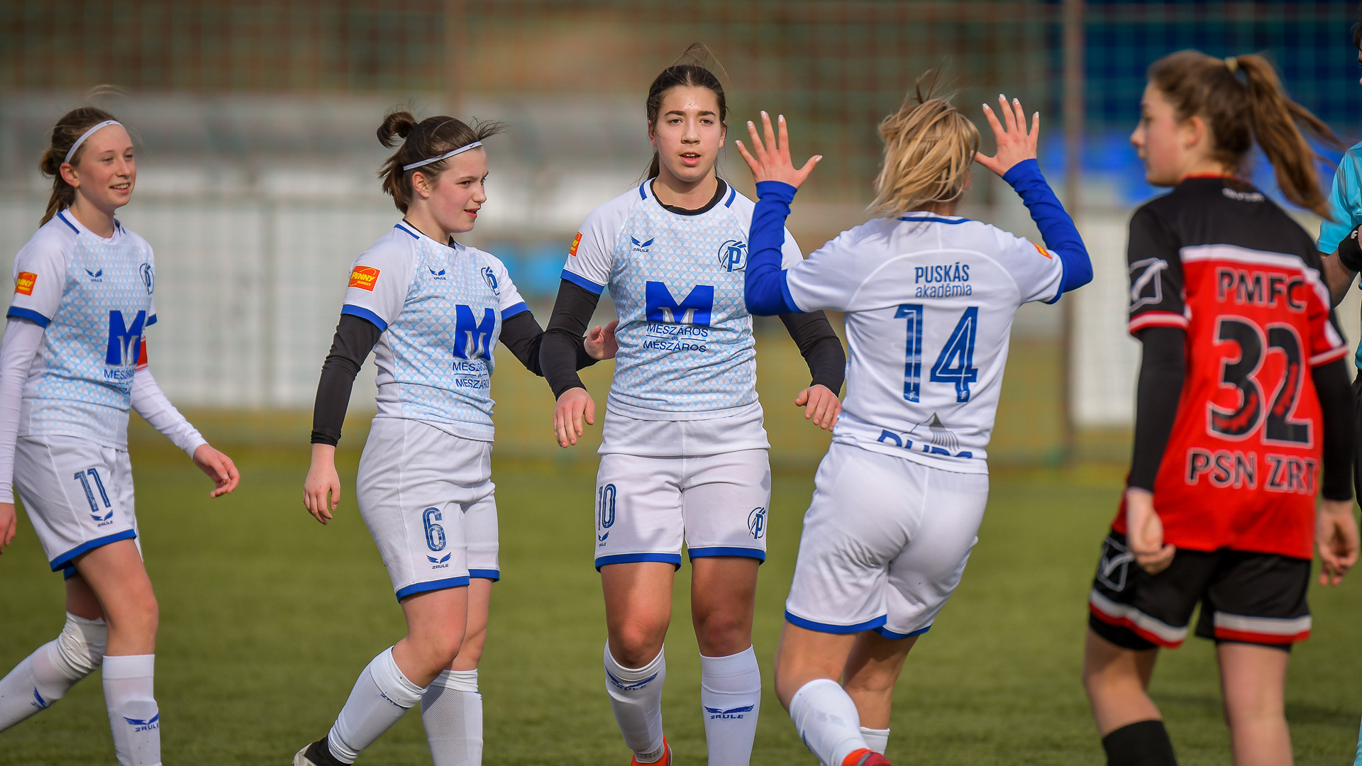 Győzelmekkel tértek haza Pécsről