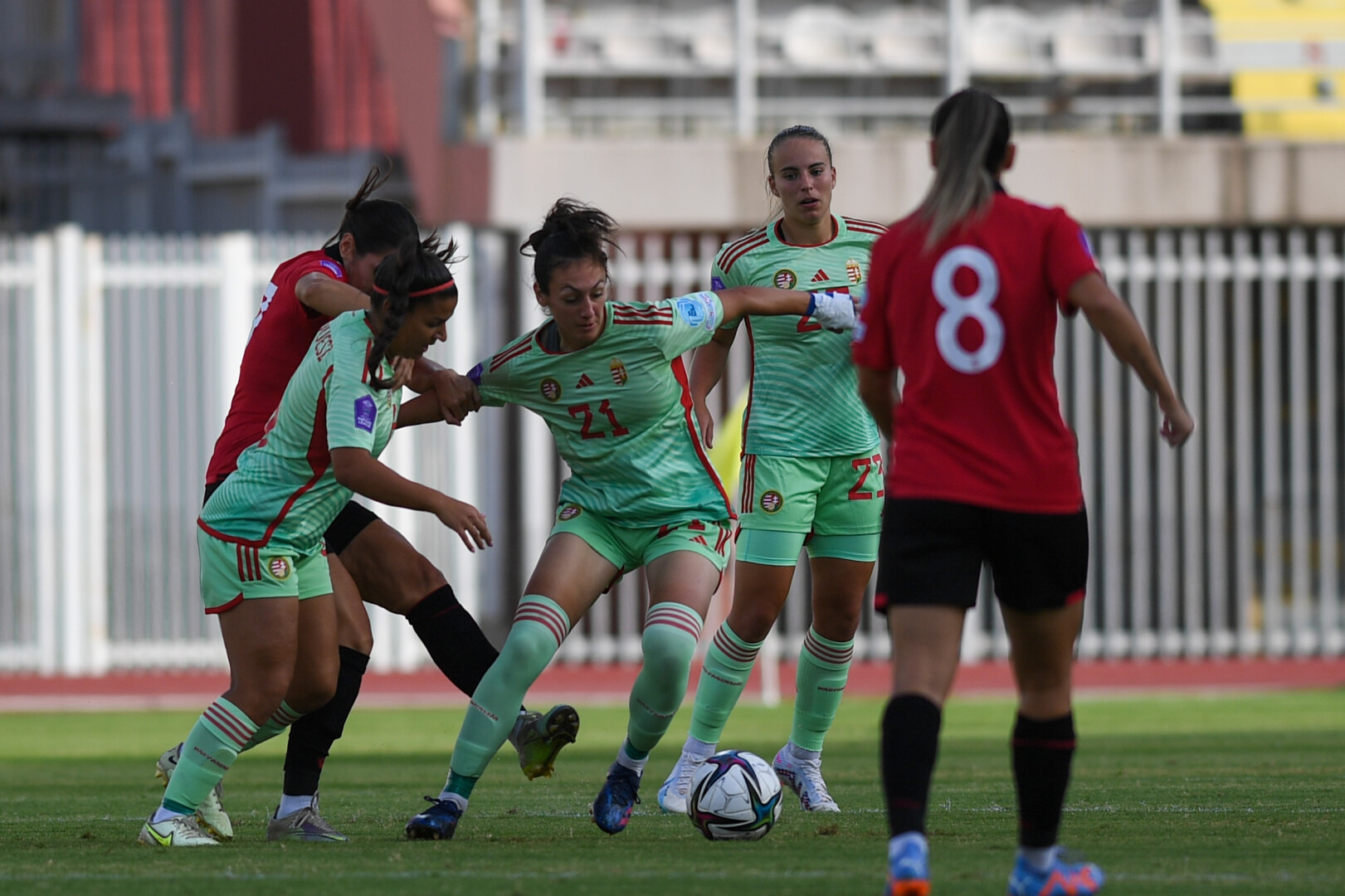 1–1 az albánok ellen az NL-nyitányon