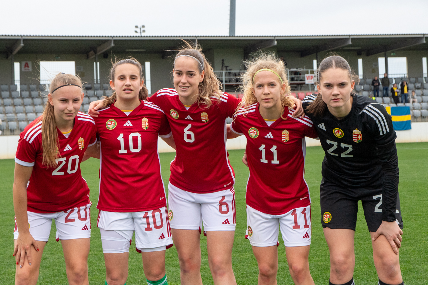 Öten is harcba szálltak a svédek ellen