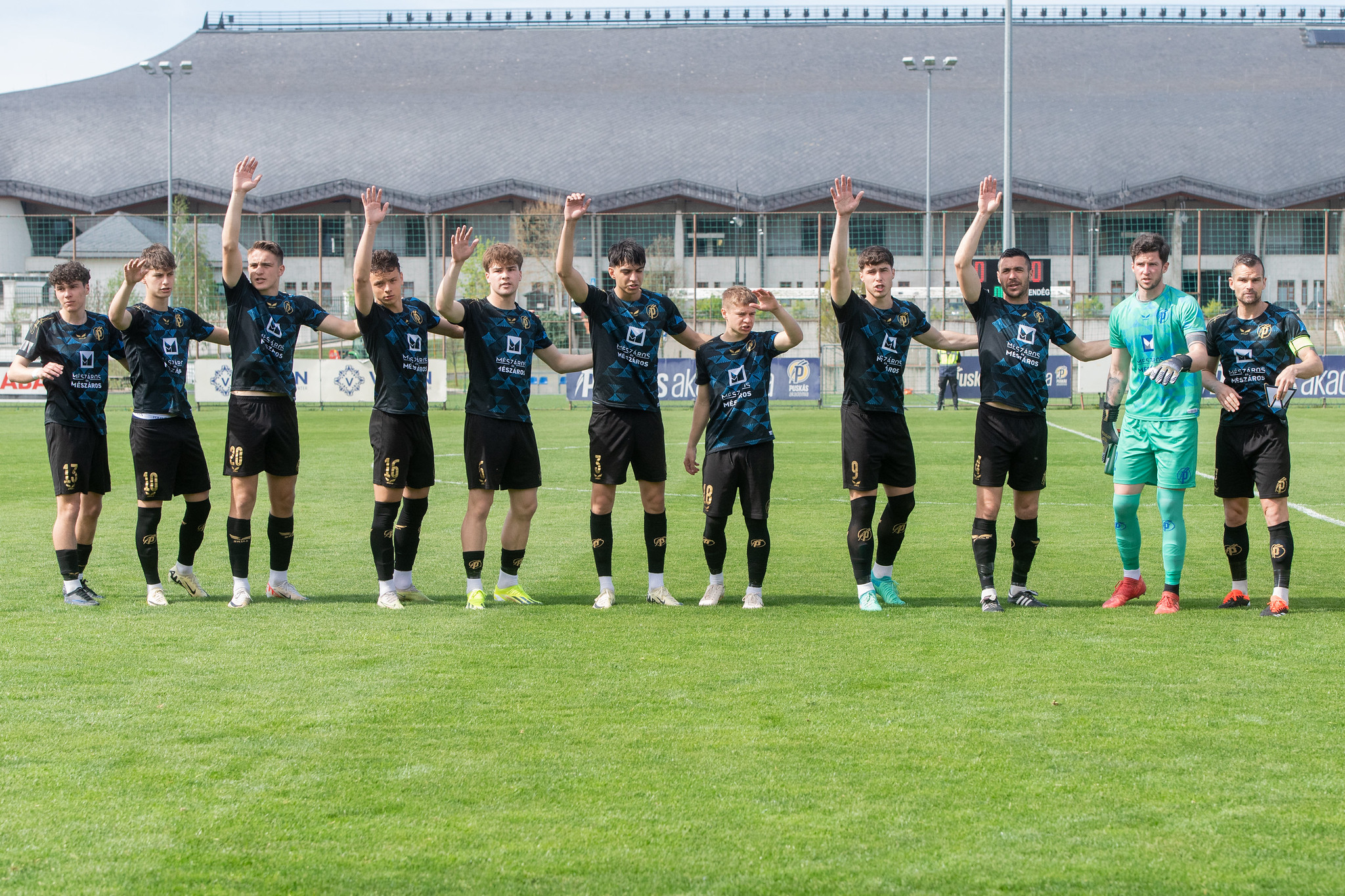 NB III: irány Sopron!
