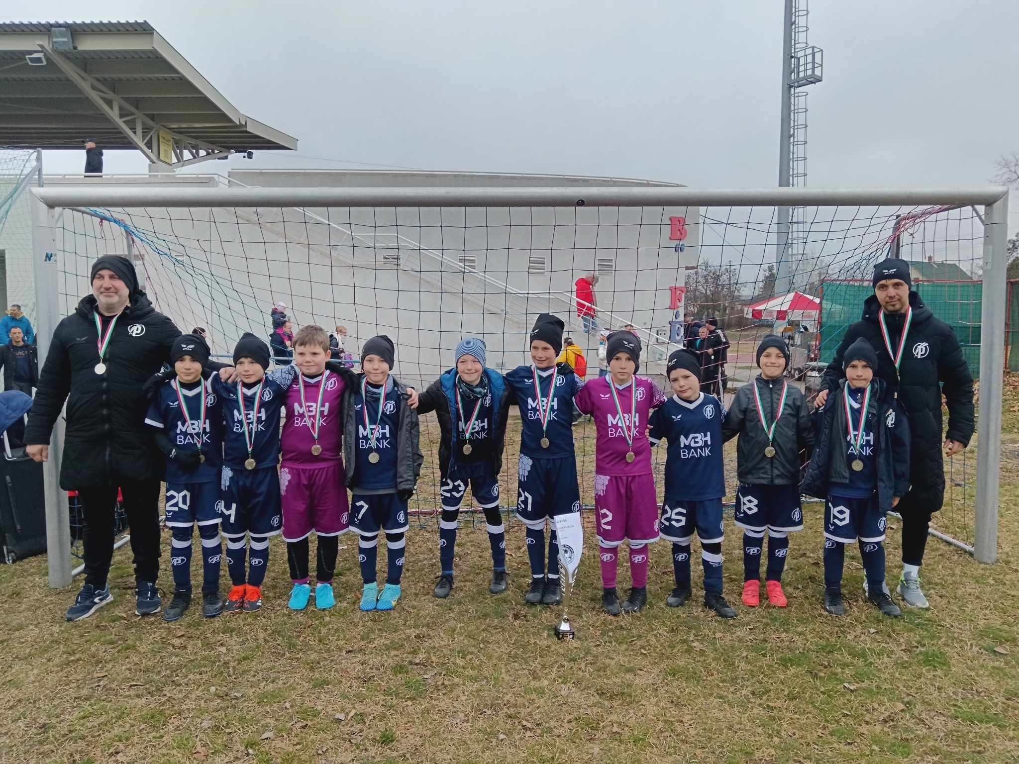 Újabb gyerekfutball-éremmel gazdagodtunk