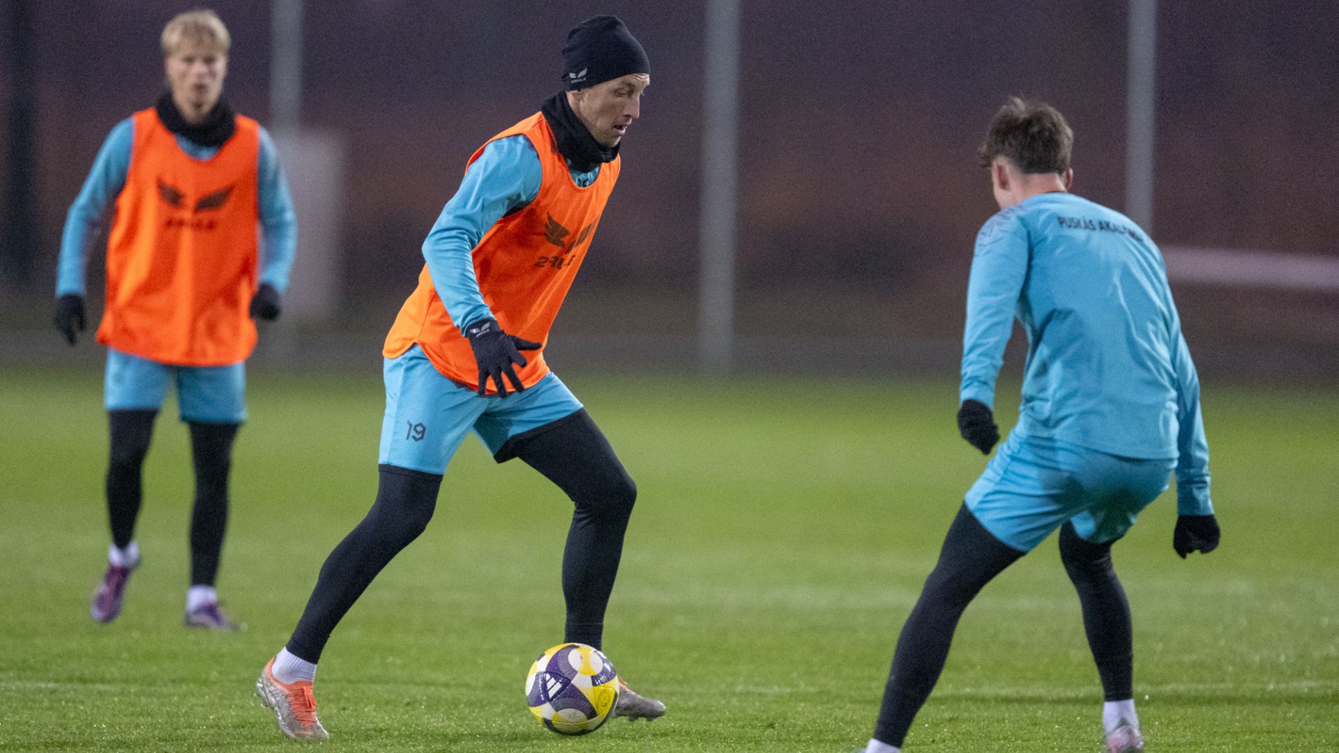 „Vissza akarunk vágni”